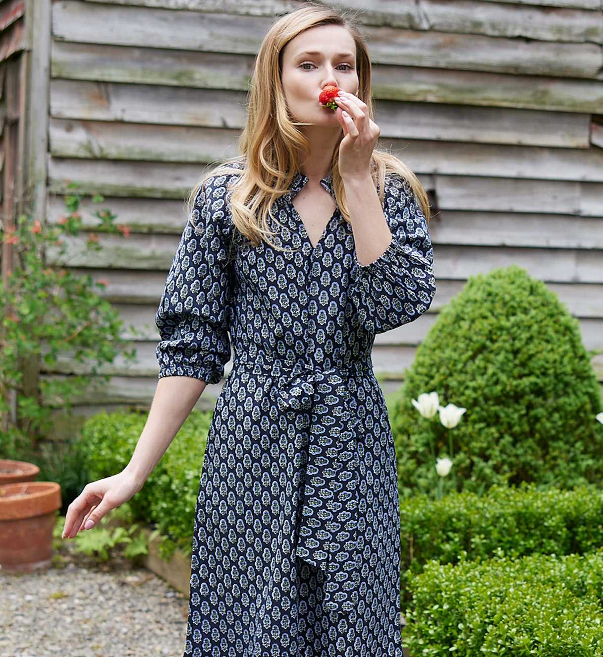 Blue Block Print Floral Lily Dress Navy Floral / x-small Blue Block Print Floral Lily Dress Navy Floral / x-small
